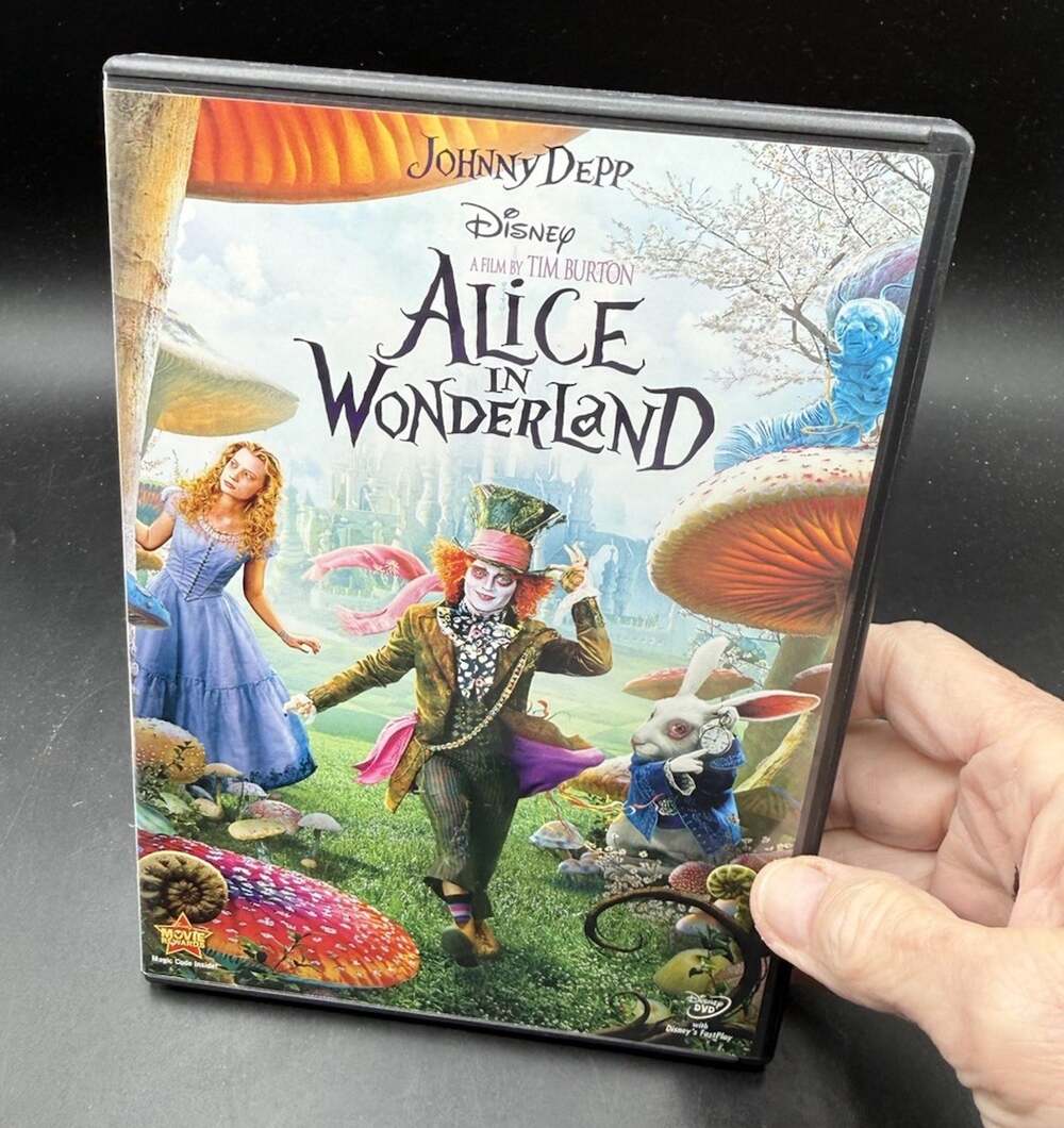 Alice In Wonderland (Johnny Depp) By Tim Burton Disney DVD Mint! -4